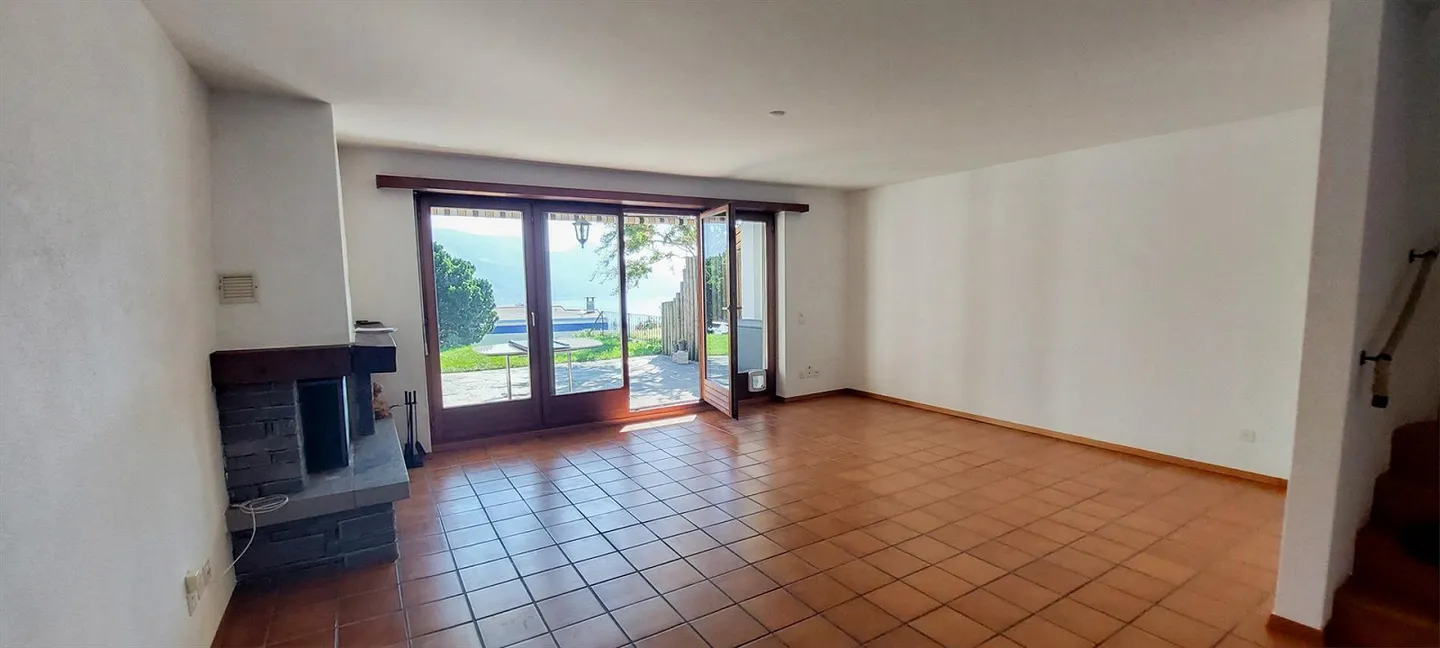 Locarno Monti - 4.5-Room Townhouse with Lake View and Private Garden - Photo 2 of 18
