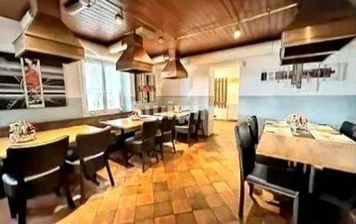 Charming Restaurant & Flat - Photo 6 of 6