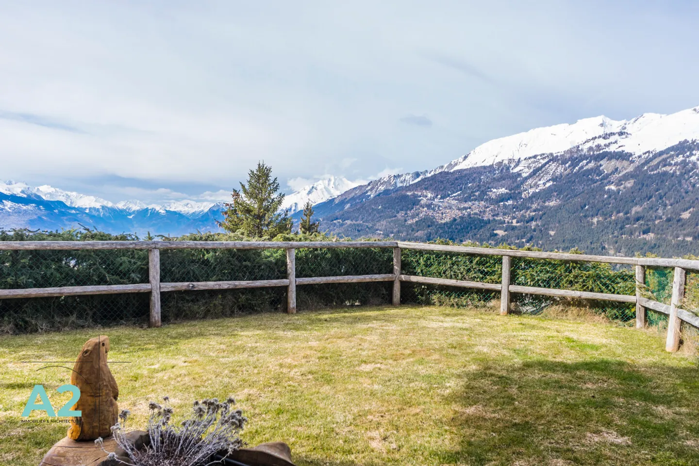 Chalet con Vista mozzafiato sulla Valle e le Alpi - Foto 18 di 19
