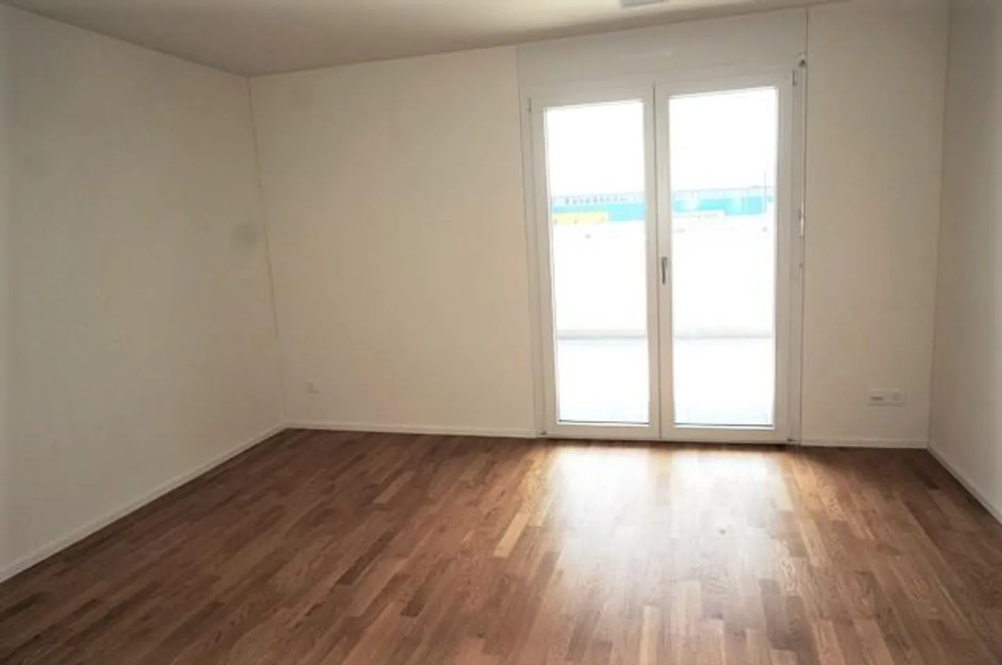 Sonnige Attikawohnung mit grosser Terrasse - Foto 8 von 10