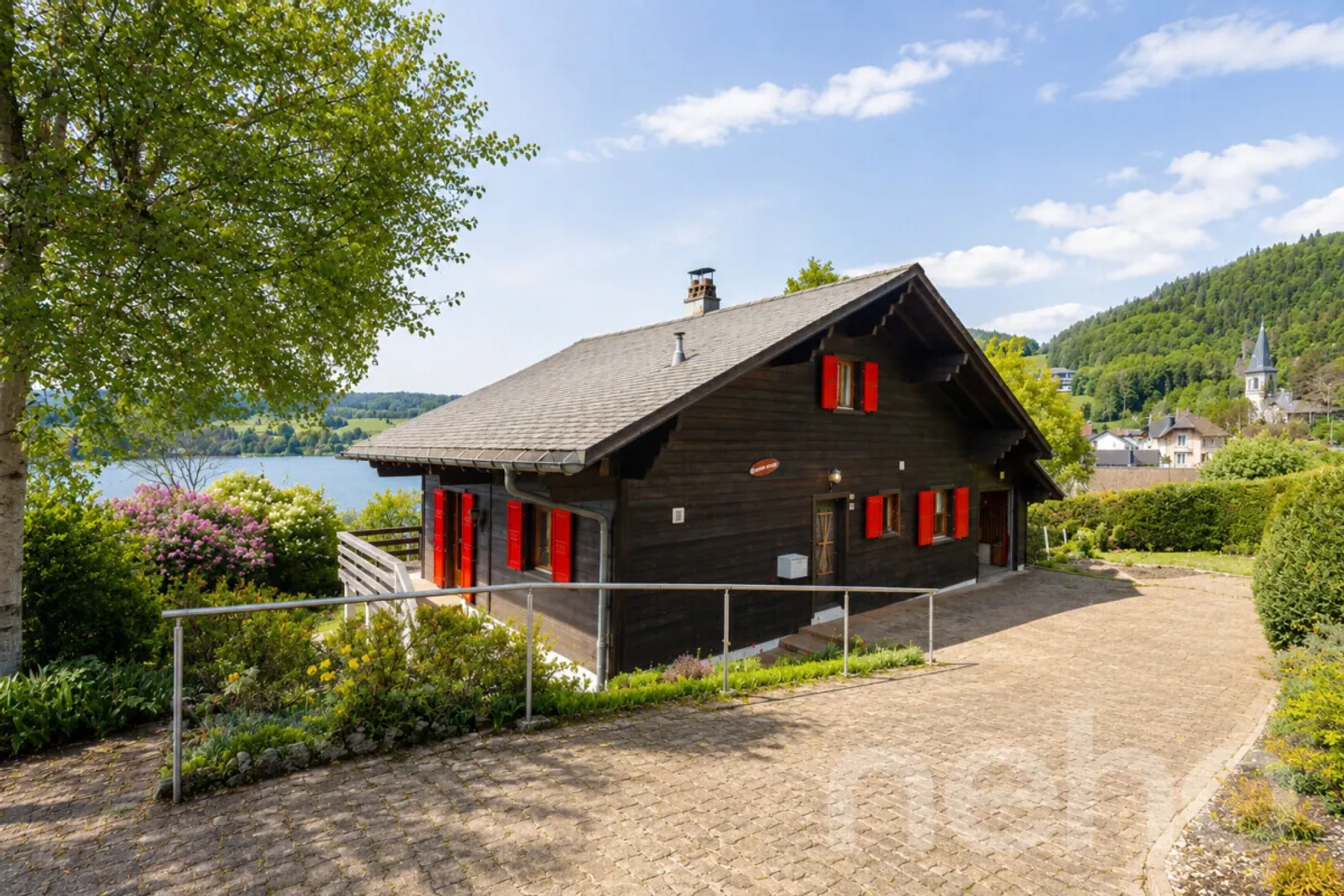 Le Pont : Magnifique chalet individuel avec vue sur le lac de Joux - Photo 1 sur 12