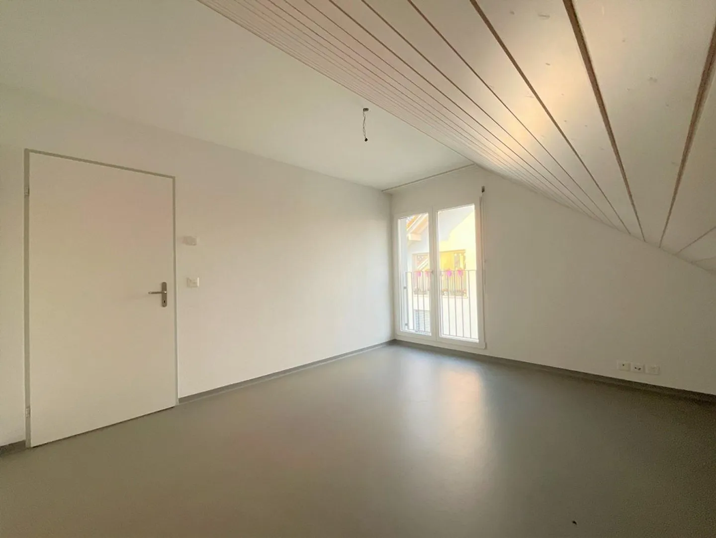 Ampio appartamento conveniente per famiglie/single/coppie vicino a Olten - Foto 3 di 13