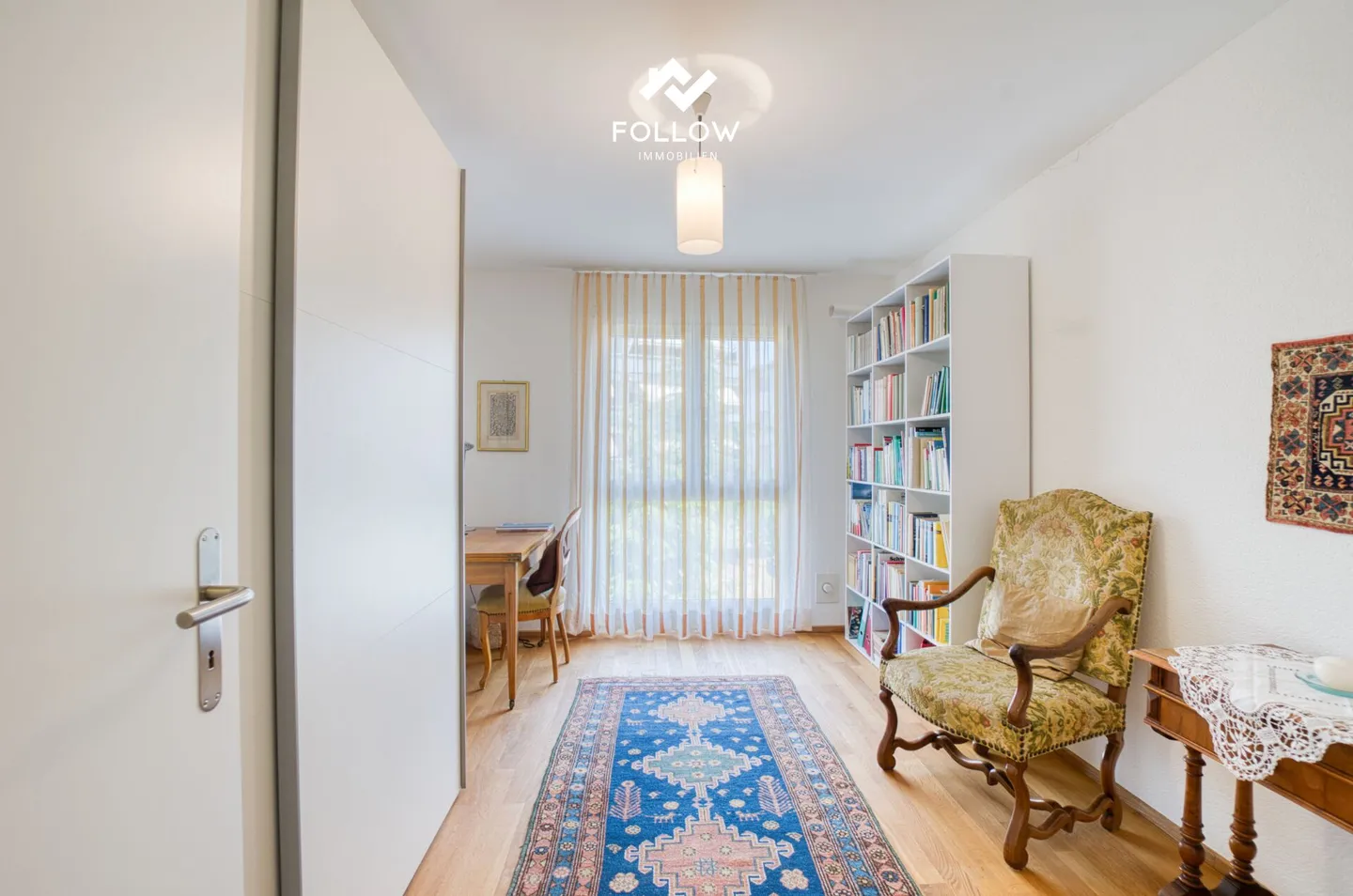 L'idylle rencontre l'élégance : Appartement spacieux de 4,5 pièces dans un bel emplacement verdoyant - Photo 15 sur 19