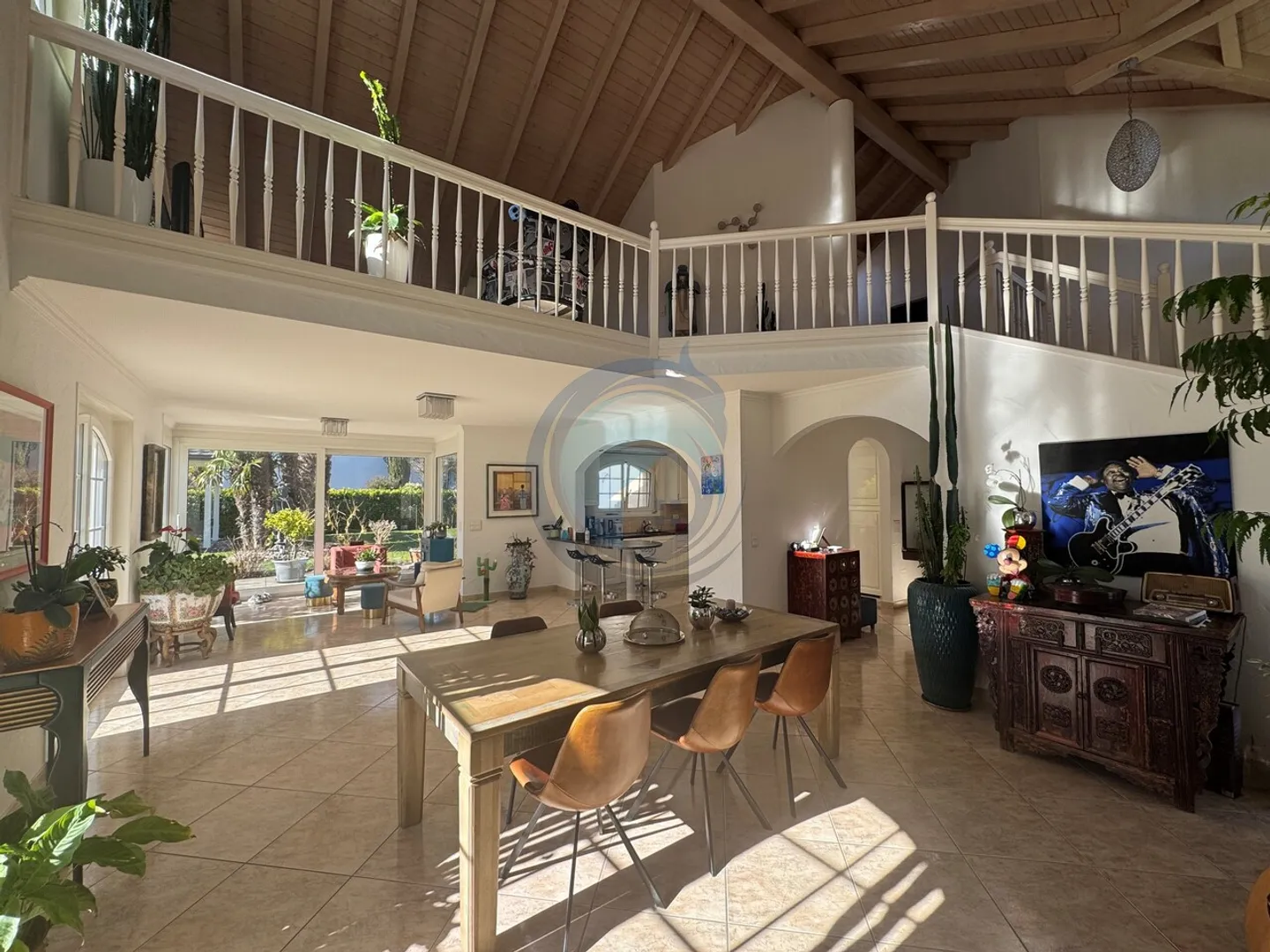 Charming Individual Villa 6.5 Rooms with Pool and Large Land - Photo 7 of 14