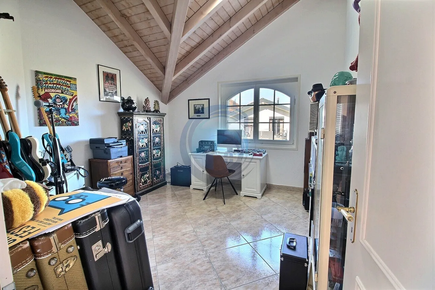 Charming Individual Villa 6.5 Rooms with Pool and Large Land - Photo 14 of 14