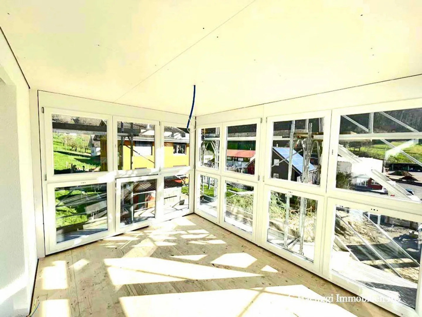 4 new, spacious 5 to 7.5-room single-family homes with a wide view in Läufelfingen - Photo 5 of 13