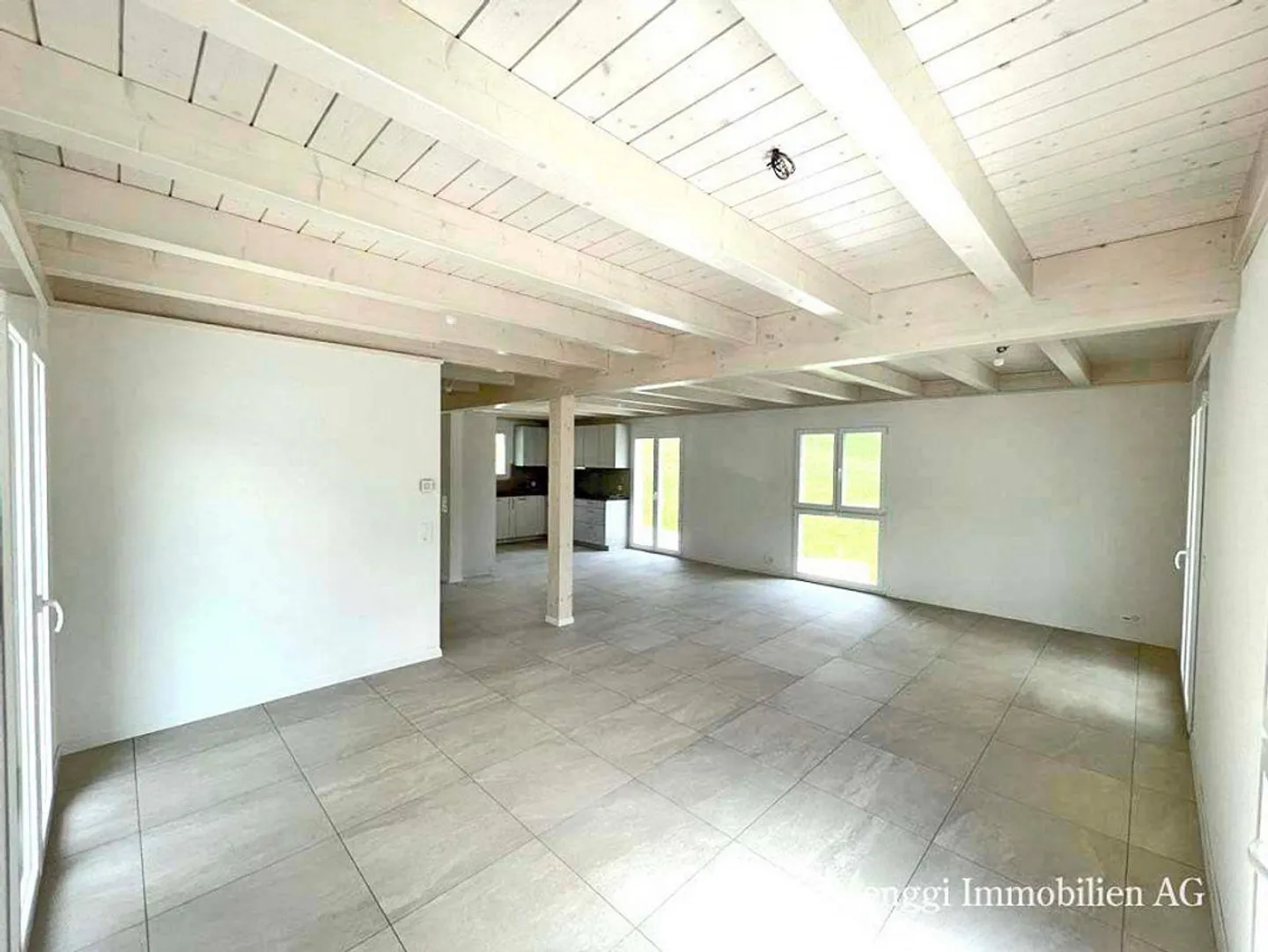 4 new, spacious 5 to 7.5-room single-family homes with a wide view in Läufelfingen - Photo 7 of 13