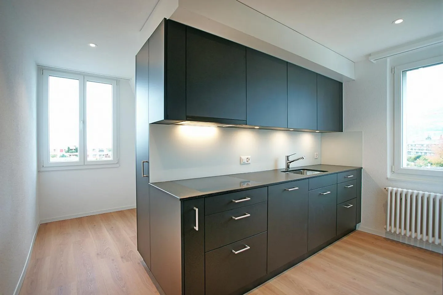 Appartamento 3 locali con grande balcone - Foto 2 di 10