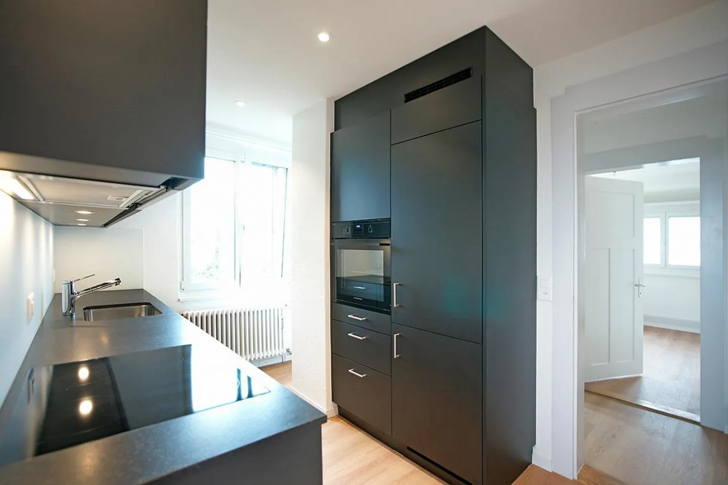 Appartamento 3 locali con grande balcone - Foto 3 di 10