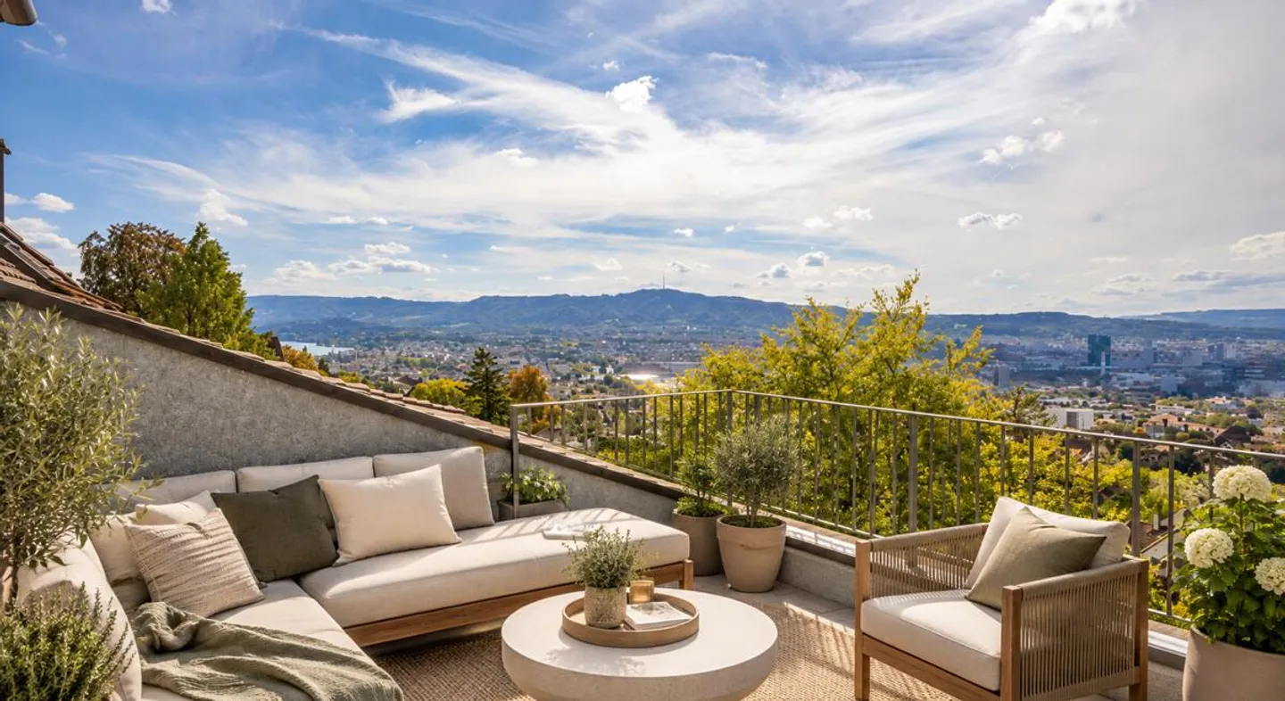 Zürich District 6: Maisonette Apartment with Rooftop Terrace and Panoramic View - Photo 1 of 5