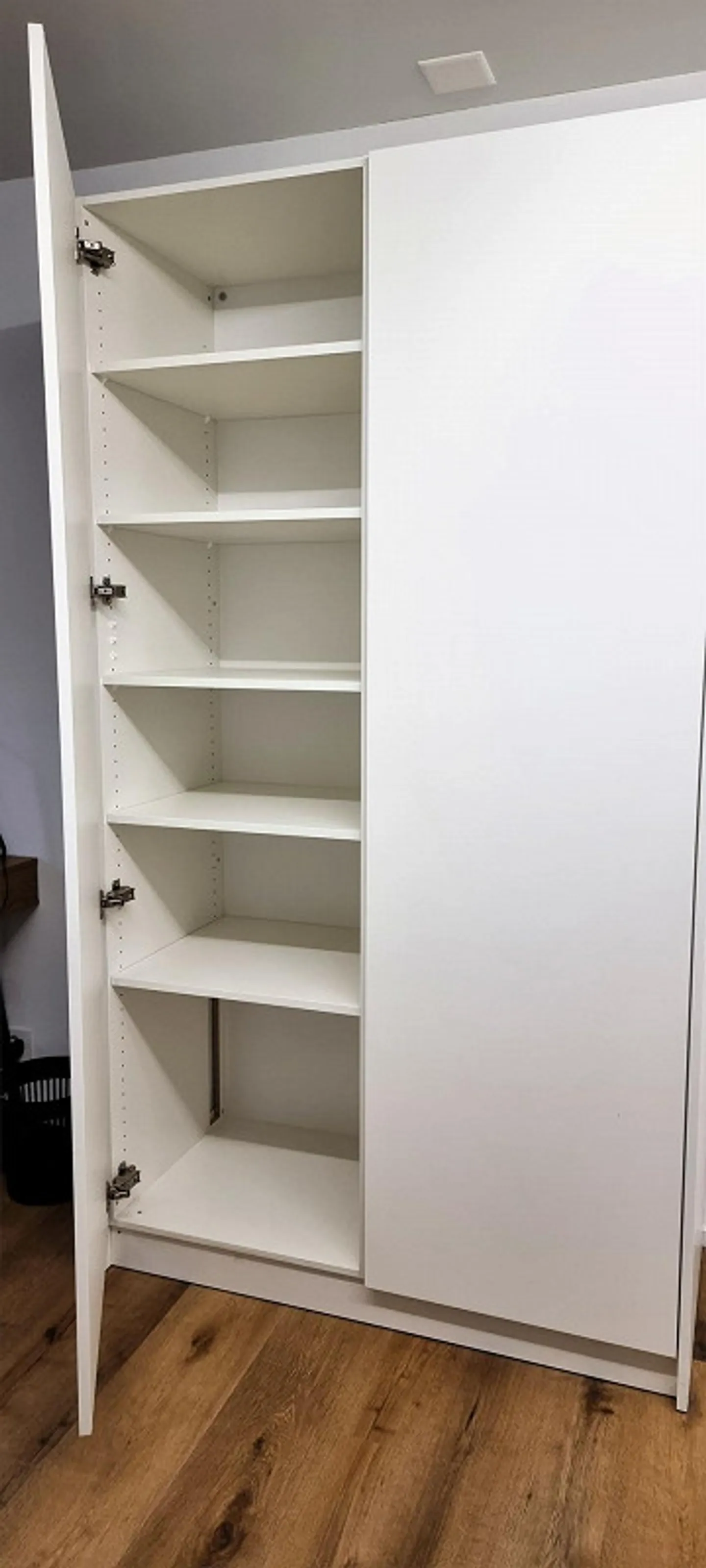 Nouveau bâtiment - chambre meublée avec douche/WC privée + balcon - comme à l'hôtel - Photo 4 sur 15