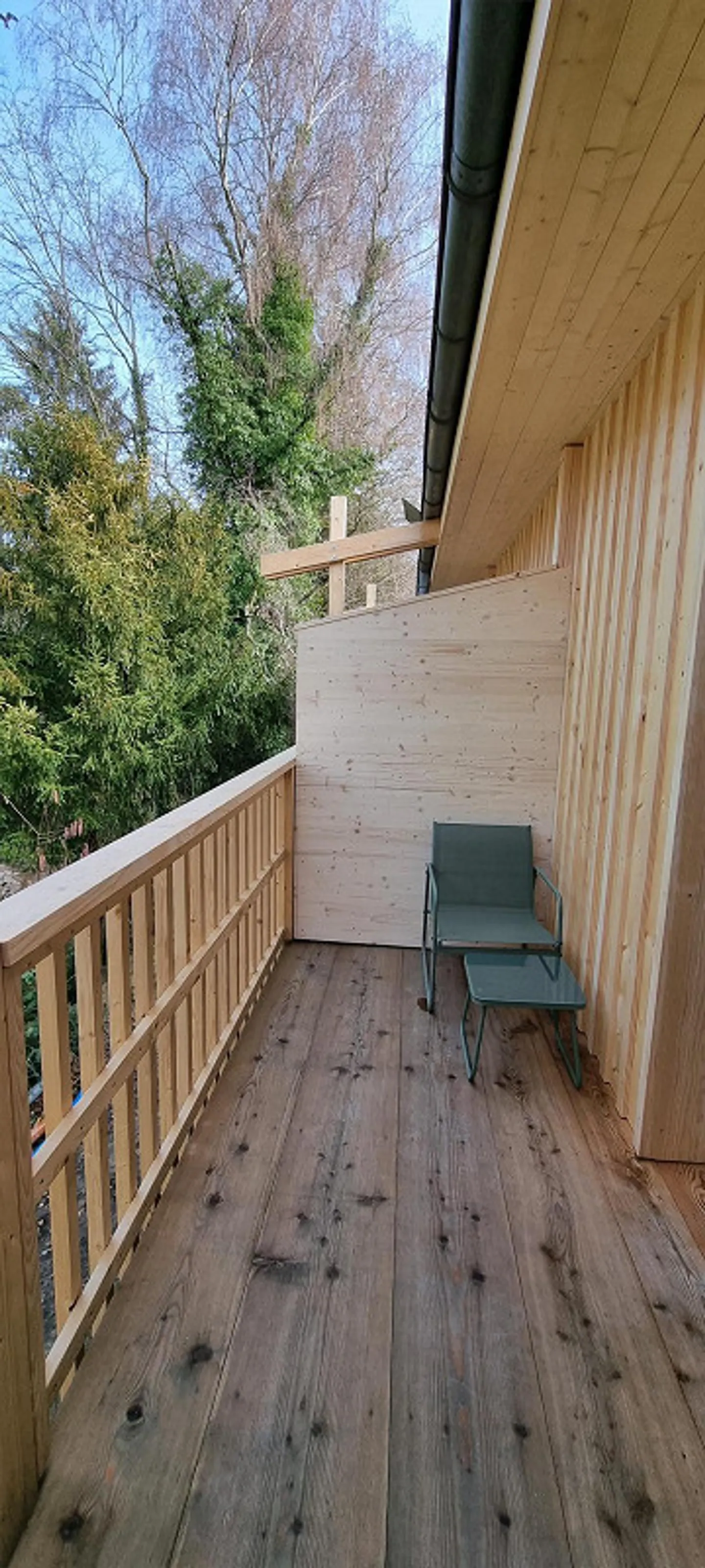 Nouveau bâtiment - chambre meublée avec douche/WC privée + balcon - comme à l'hôtel - Photo 5 sur 15