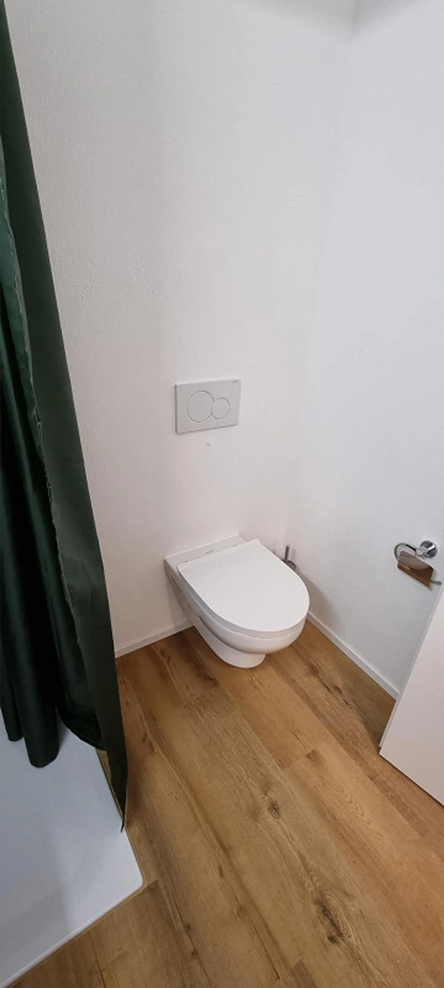 Nouveau bâtiment - chambre meublée avec douche/WC privée + balcon - comme à l'hôtel - Photo 8 sur 15