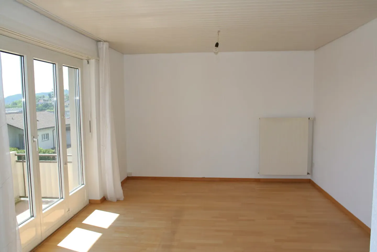 Ihr neues Zuhause: 4.5 Zimmer an sonniger Lage - Photo 12 of 13