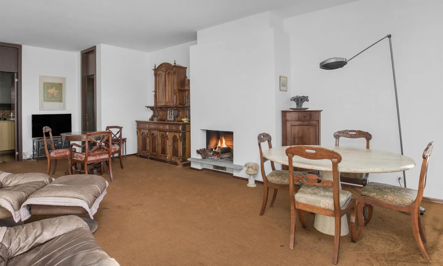 Geräumige 3.5-Zimmer-Wohnung mit atemberaubendem Seeblick in Aldesago - Foto 4 von 10