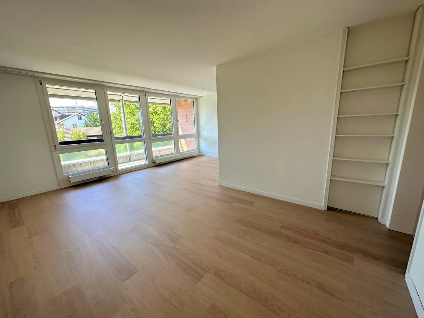 Sonnige 3.5 Zimmer Wohnung - Foto 3 von 9