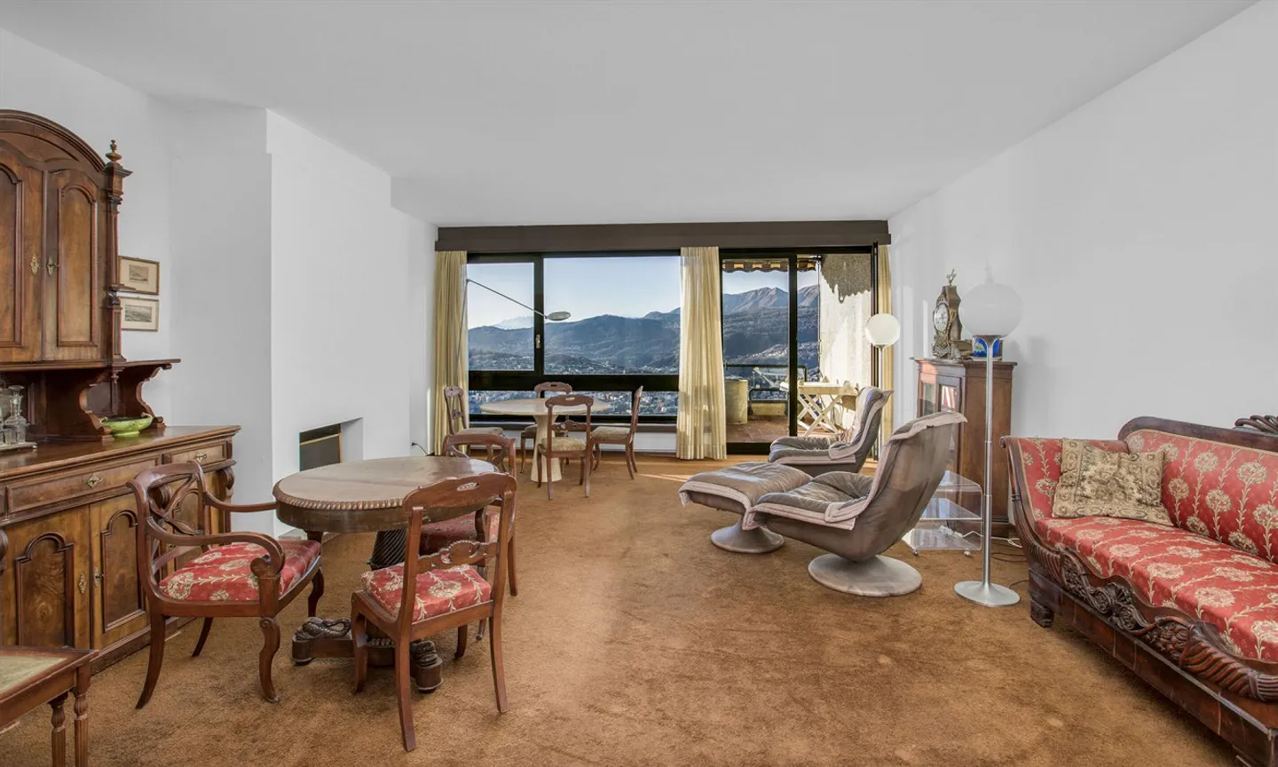 Geräumige 3.5-Zimmer-Wohnung mit atemberaubendem Seeblick in Aldesago - Foto 3 von 10