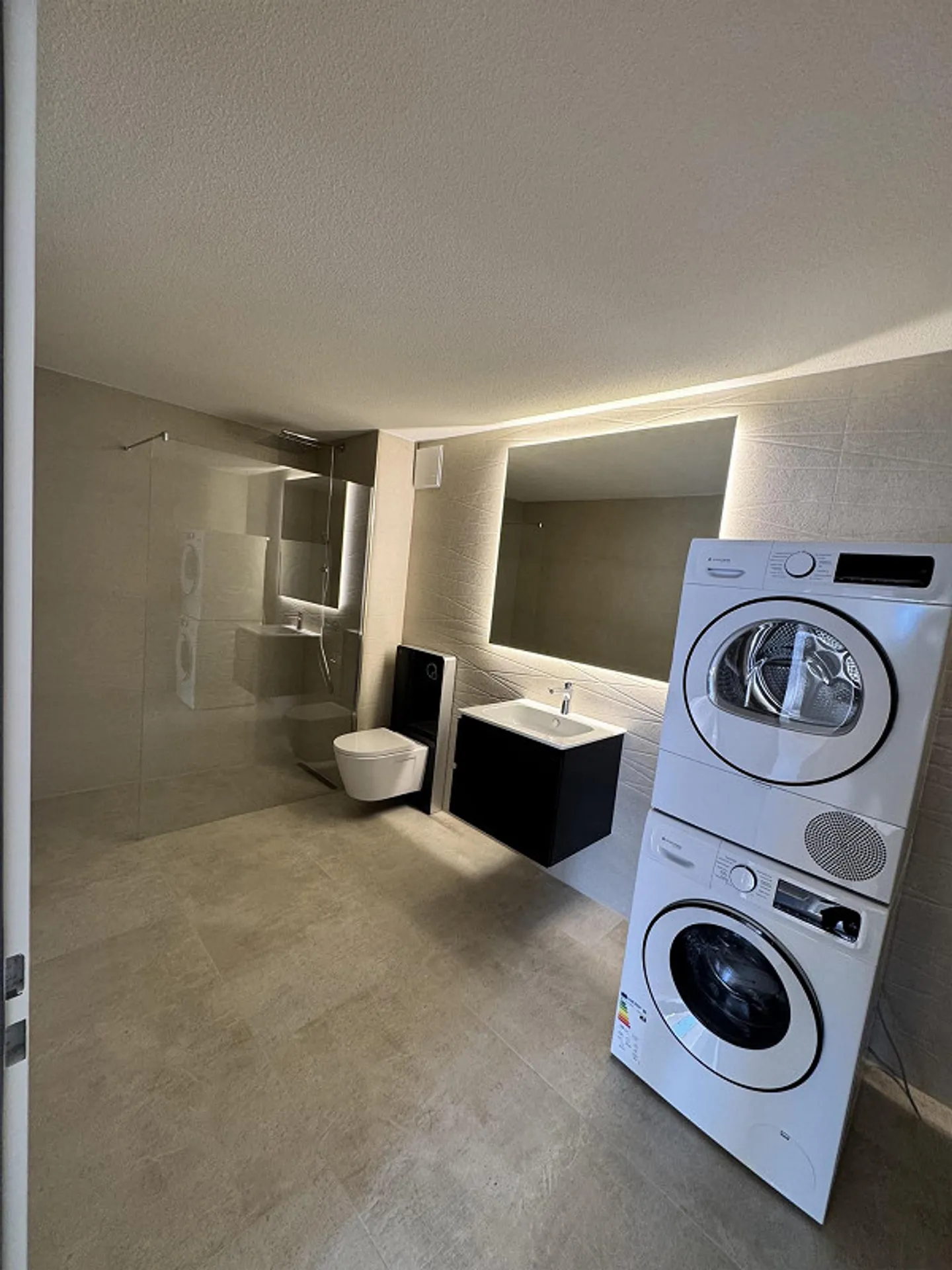 Newly renovated 3.5 room apartment for rent in Beinwil am See - Photo 4 of 8