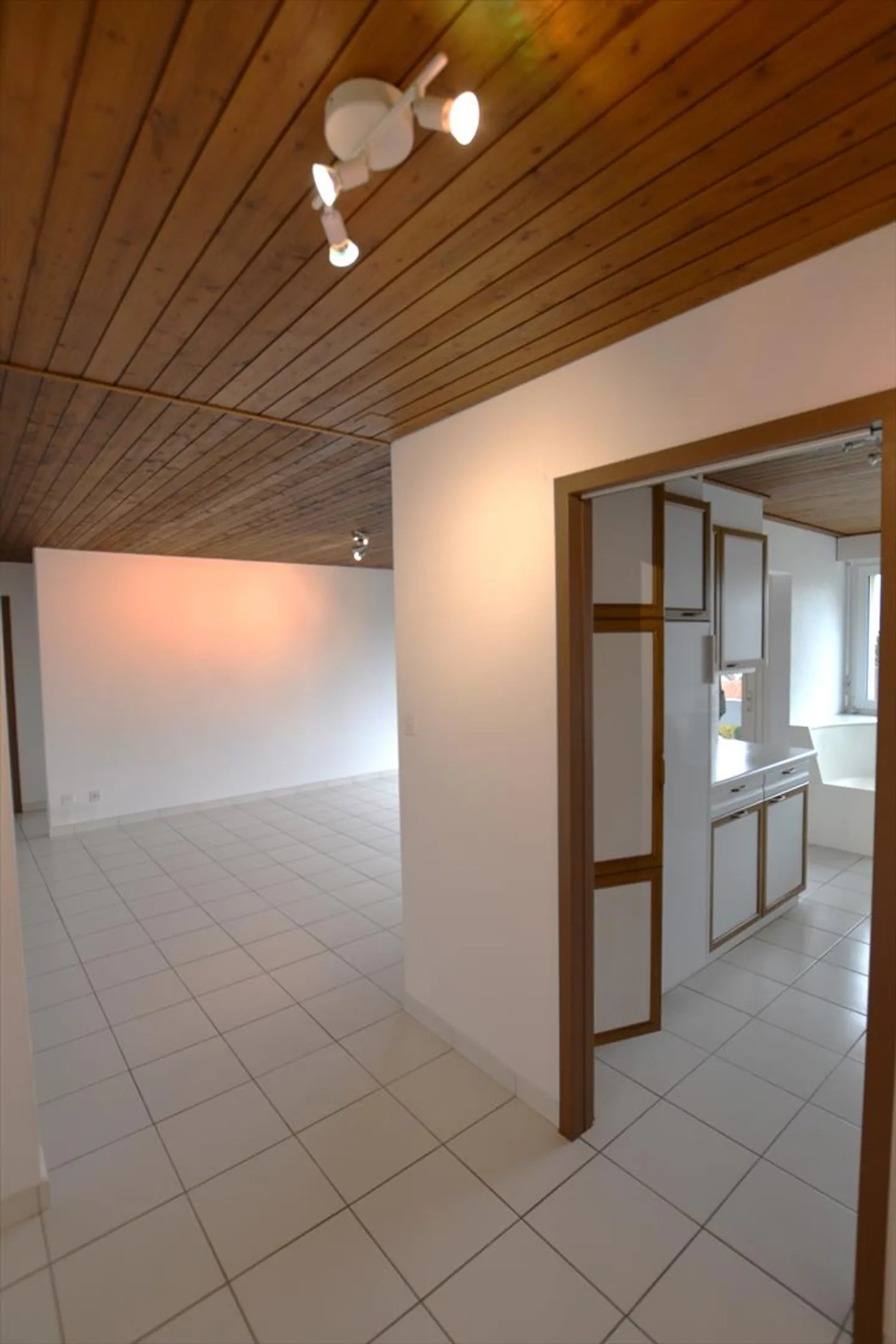 Apartment for sale - Photo 2 of 15