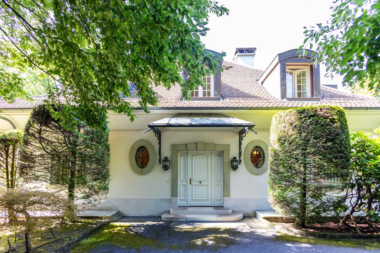 Klassisches Familienhaus in Conches - Foto 4 von 14
