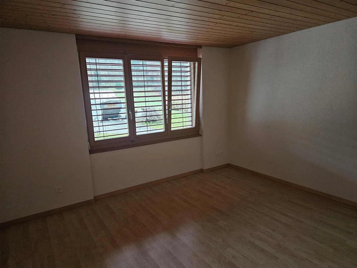 3.5 Room Ground Floor Apartment - Photo 18 of 19