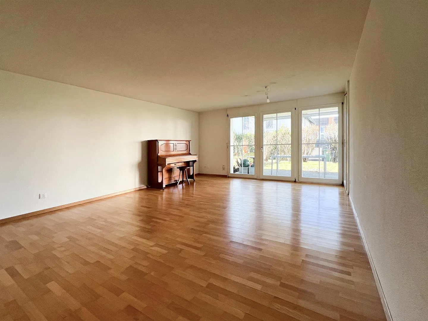 Appartement au rez-de-chaussée dans un quartier calme et familial - Photo 2 sur 18