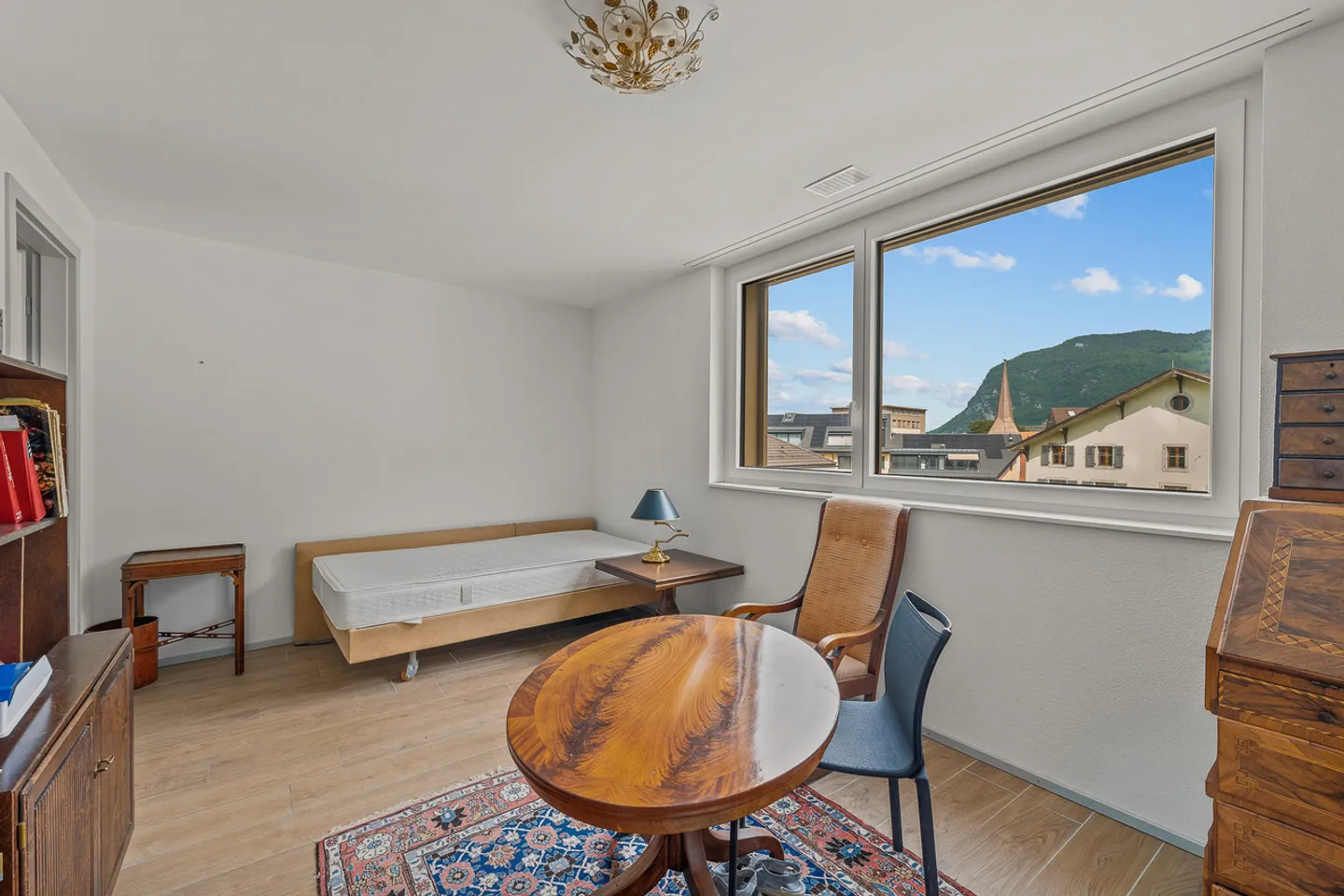 Elegante 3-Zimmer-Wohnung mit Balkon und freiem Blick im Herzen von Aigle - verfügbar ab 1. Juni 2026 - Foto 4 von 10
