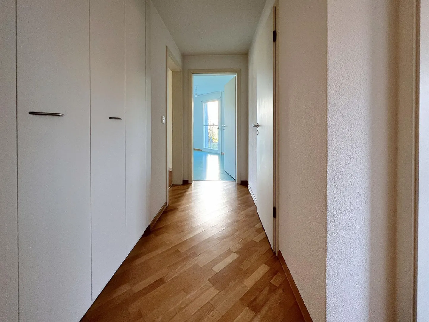 Appartement au rez-de-chaussée dans un quartier calme et familial - Photo 9 sur 18