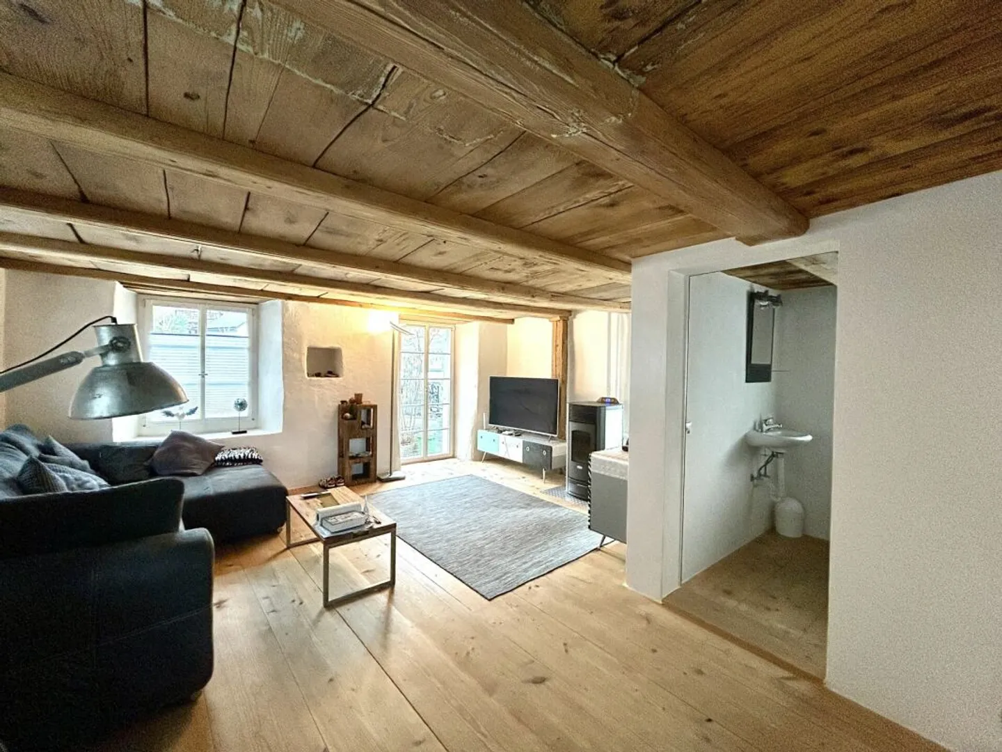 Casa unifamiliare di 3,5 locali completamente ristrutturata! - Foto 4 di 15