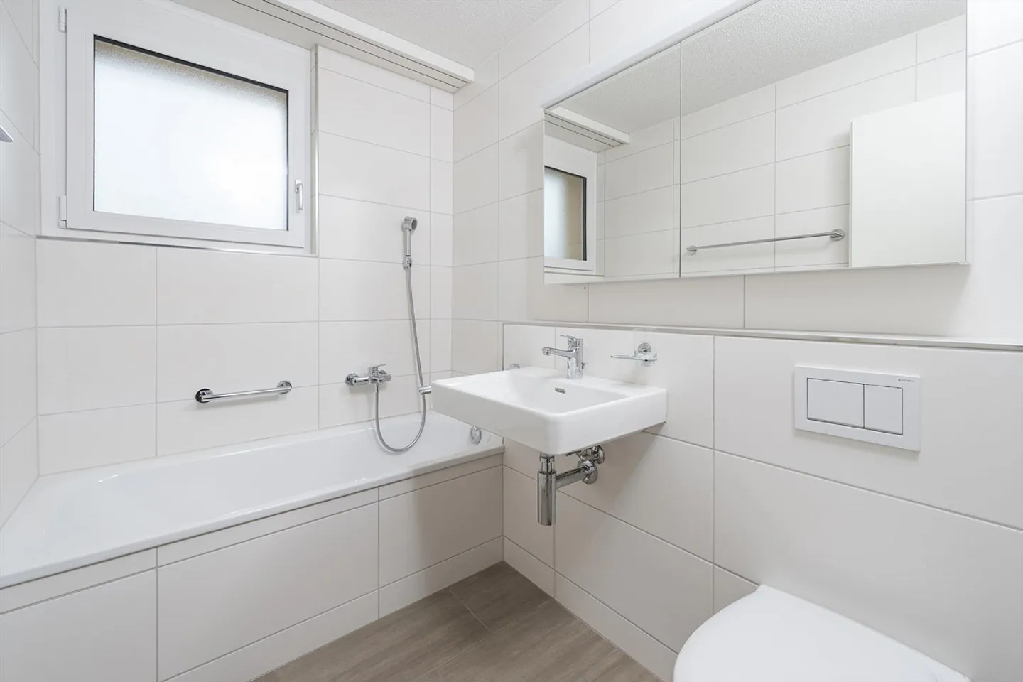 Appartement spacieux et lumineux - Photo 5 sur 9