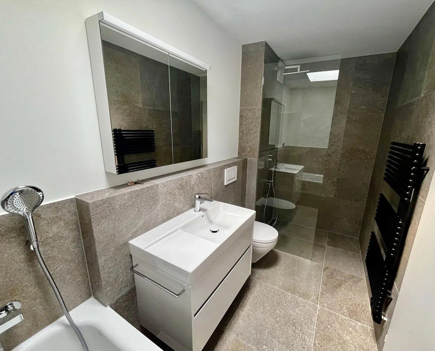 Rental - Photo 9 of 11