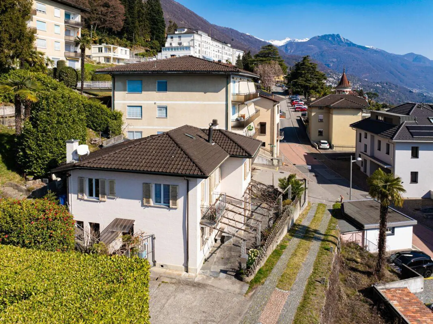 House in the Park - Photo 6 of 9