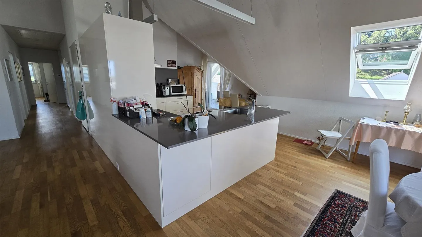 Stilvolles Penthouse mit Balkonen - Foto 5 von 10