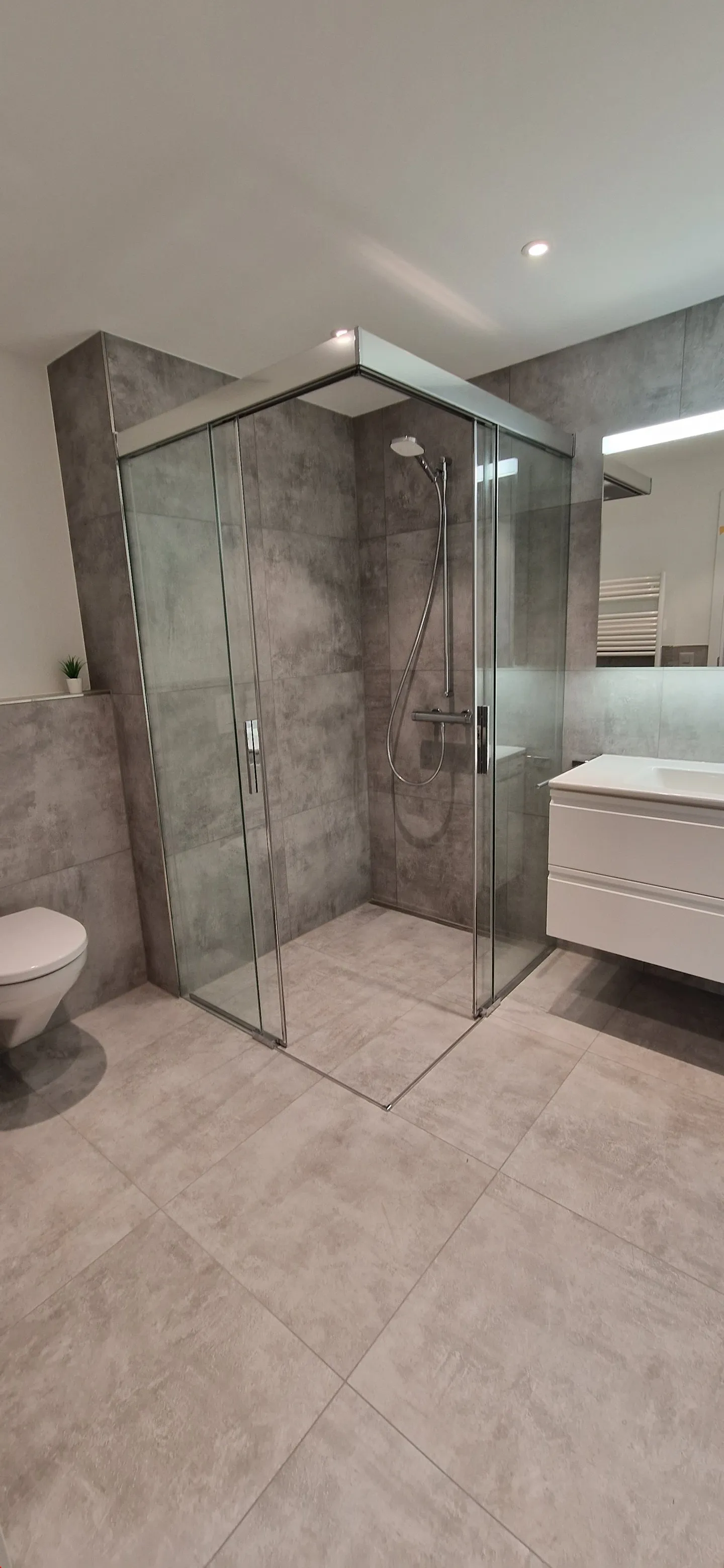 Furnished business rooms, contractor rooms (Attention: shared kitchen and bathroom) - Photo 6 of 13