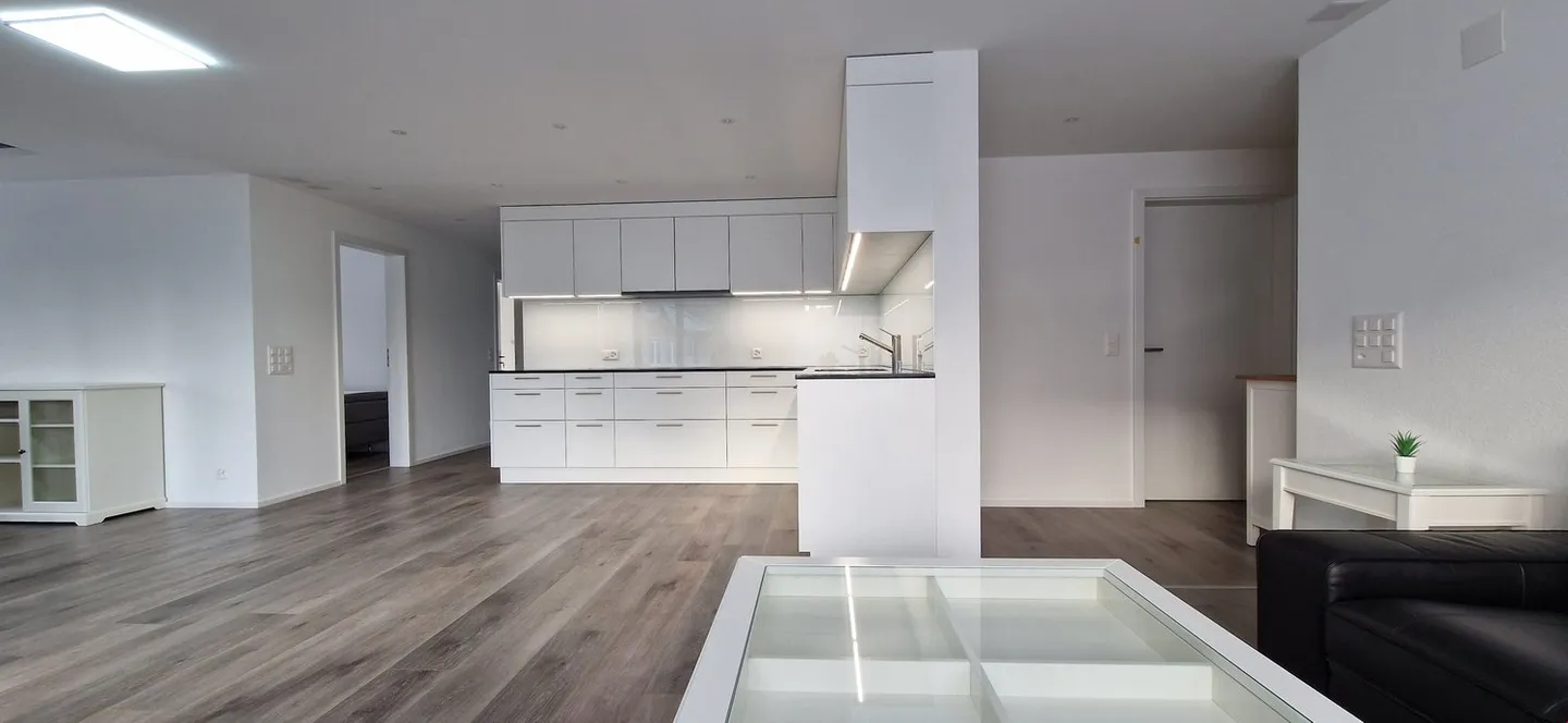 Furnished business rooms, contractor rooms (Attention: shared kitchen and bathroom) - Photo 7 of 13