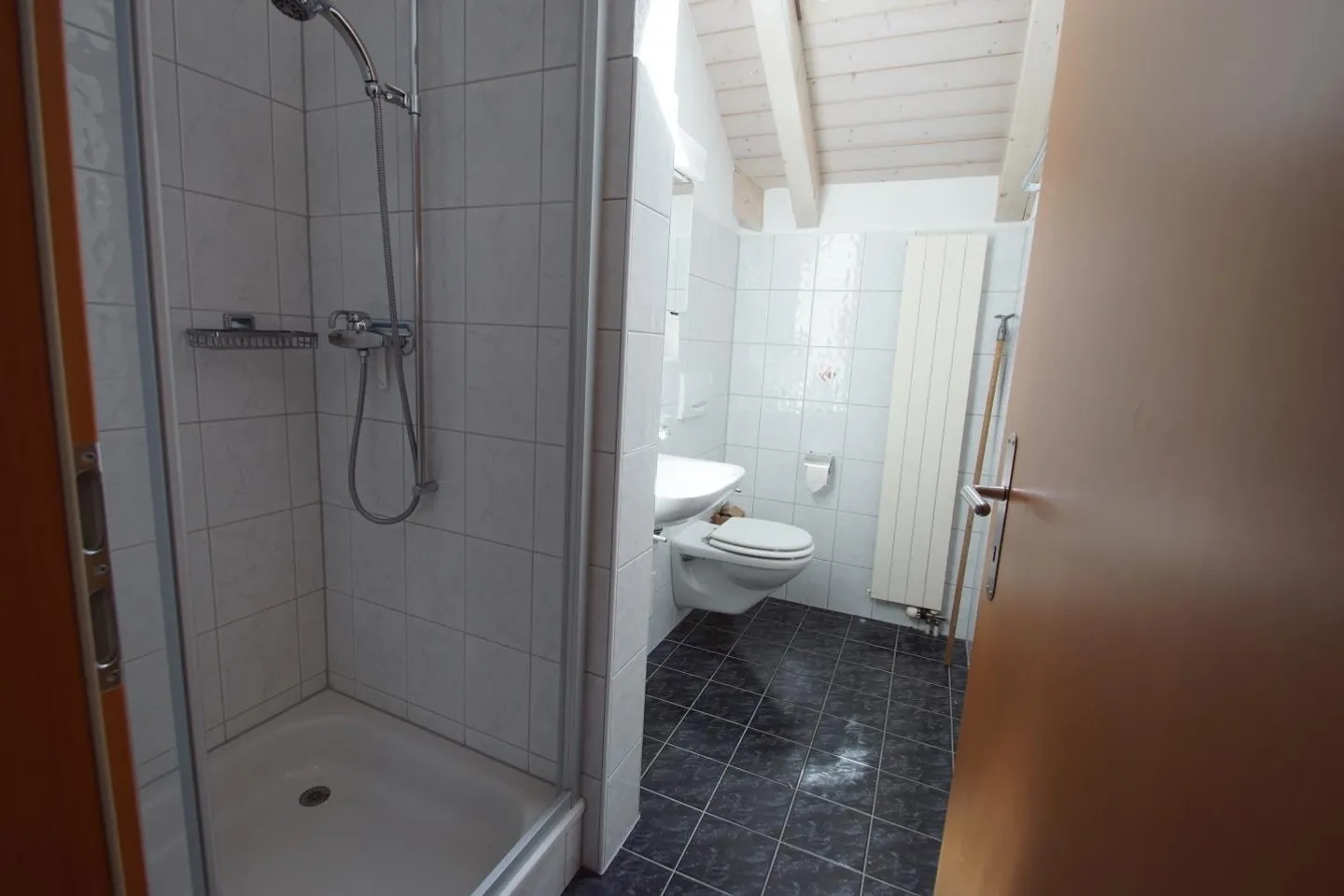 grosszügige 4.5 Zimmer-Wohnung mit Terrasse - Foto 4 von 13
