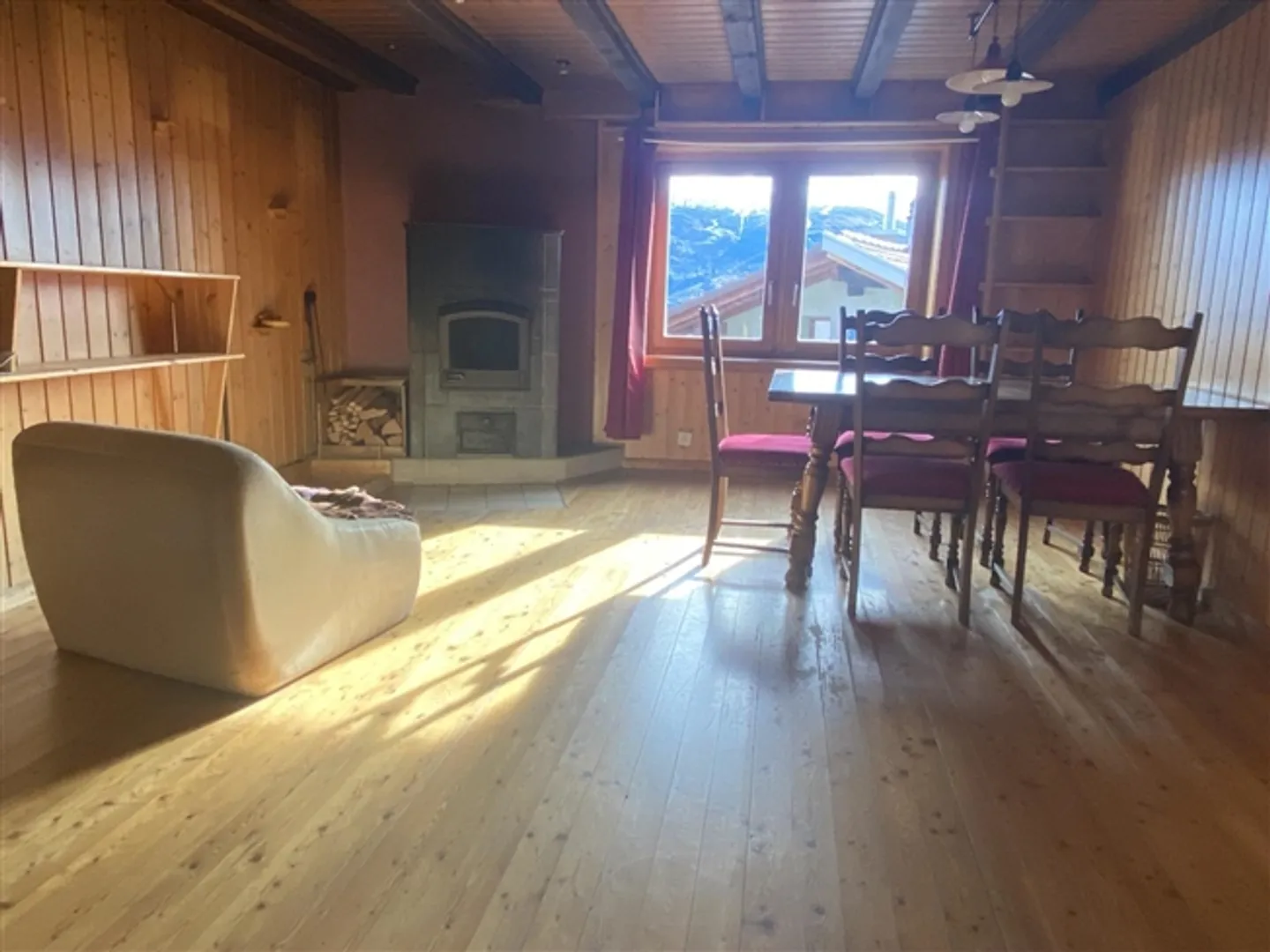 House in the village with 2 apartments in the heart of Arbaz (Onna) - Photo 5 of 13