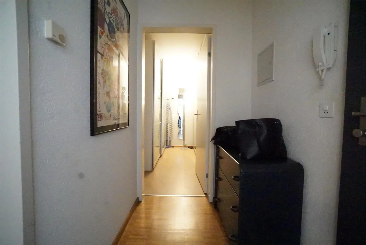 Furnished 2.5-room apartment - Photo 6 of 7