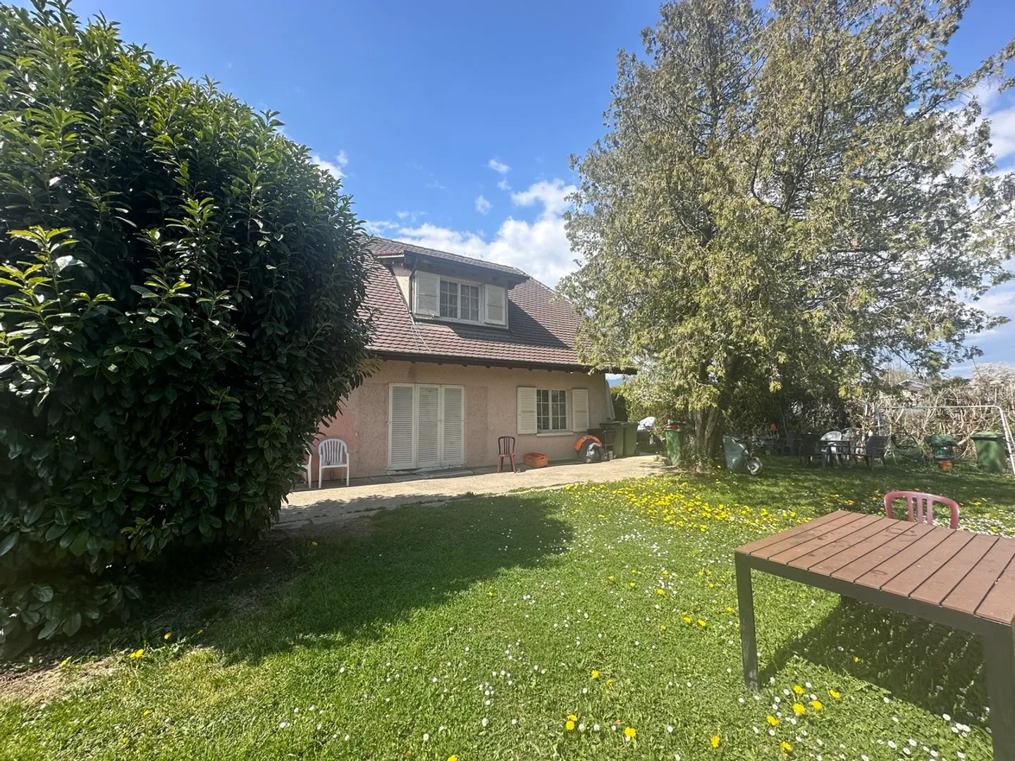 Villa individuelle de 7.5 pièces à rénover entièrement - Photo 1 sur 1