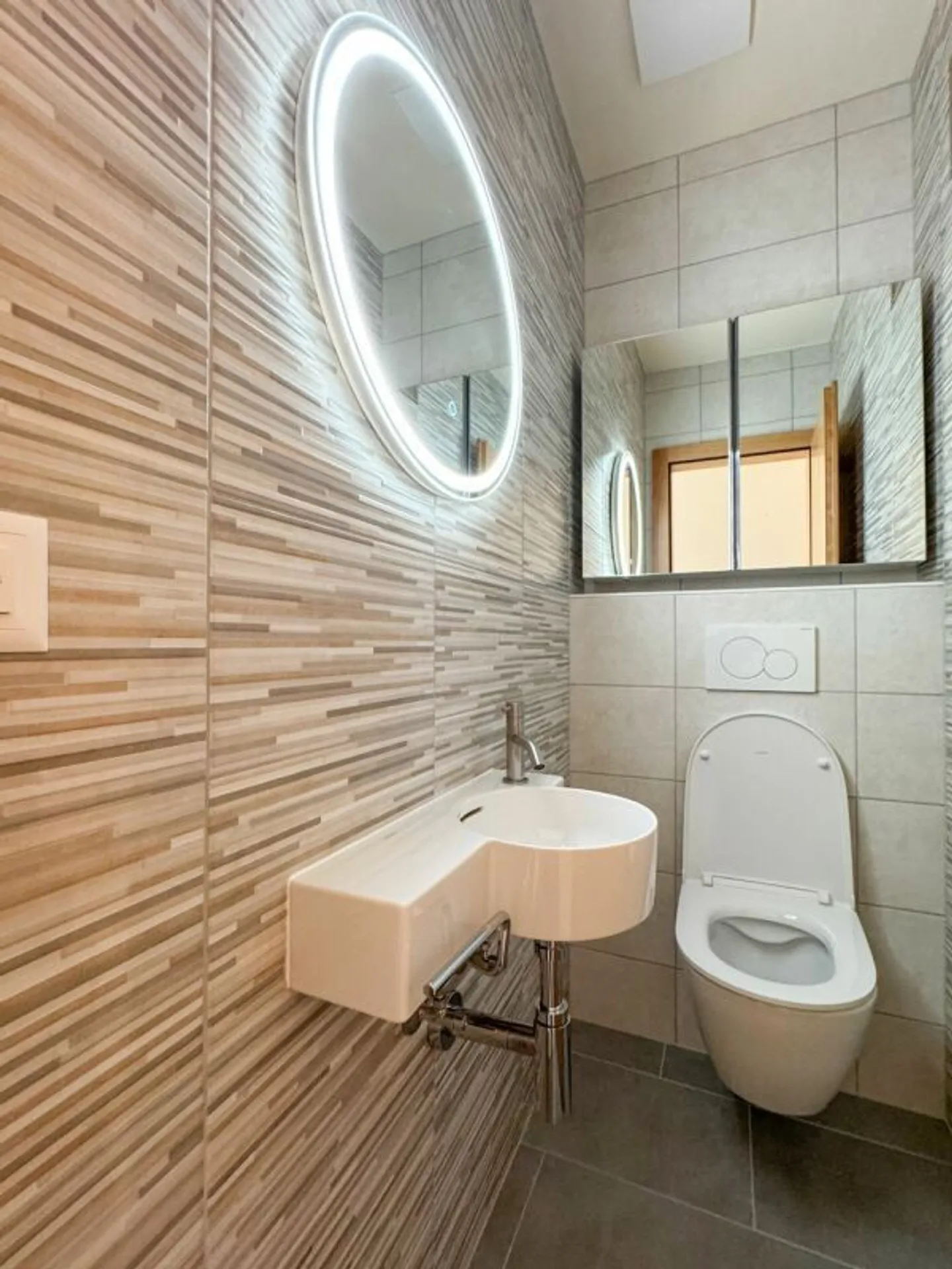 Attico con 3,5 stanze e balcone sud - Foto 12 di 15