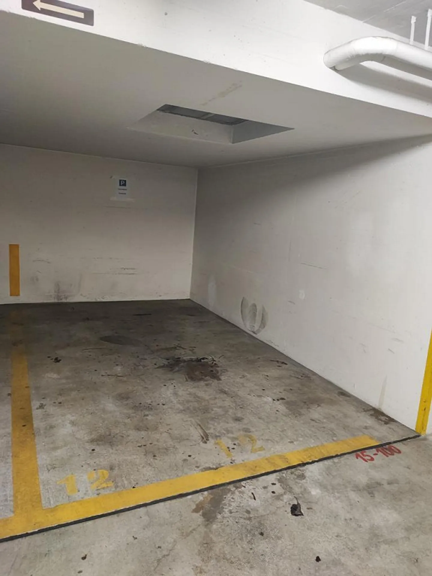 Vous cherchez une place de parking à Binningen ? - Photo 2 sur 2