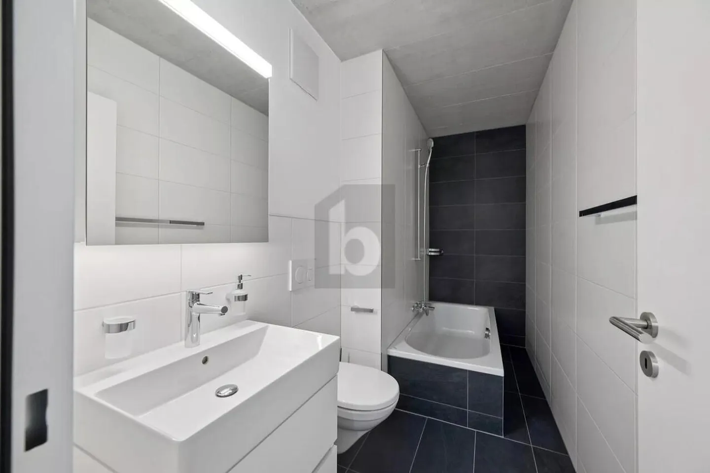 ERSTBEZUG! MODERNE LUXUS-DUPLEX MIT BALKONEN! - Foto 5 von 6