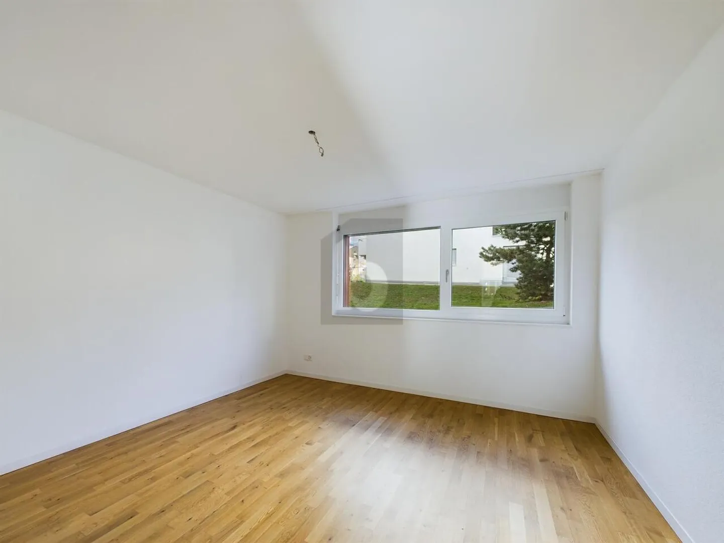 Appartement ensoleillé avec terrasse privée - Photo 4 sur 6