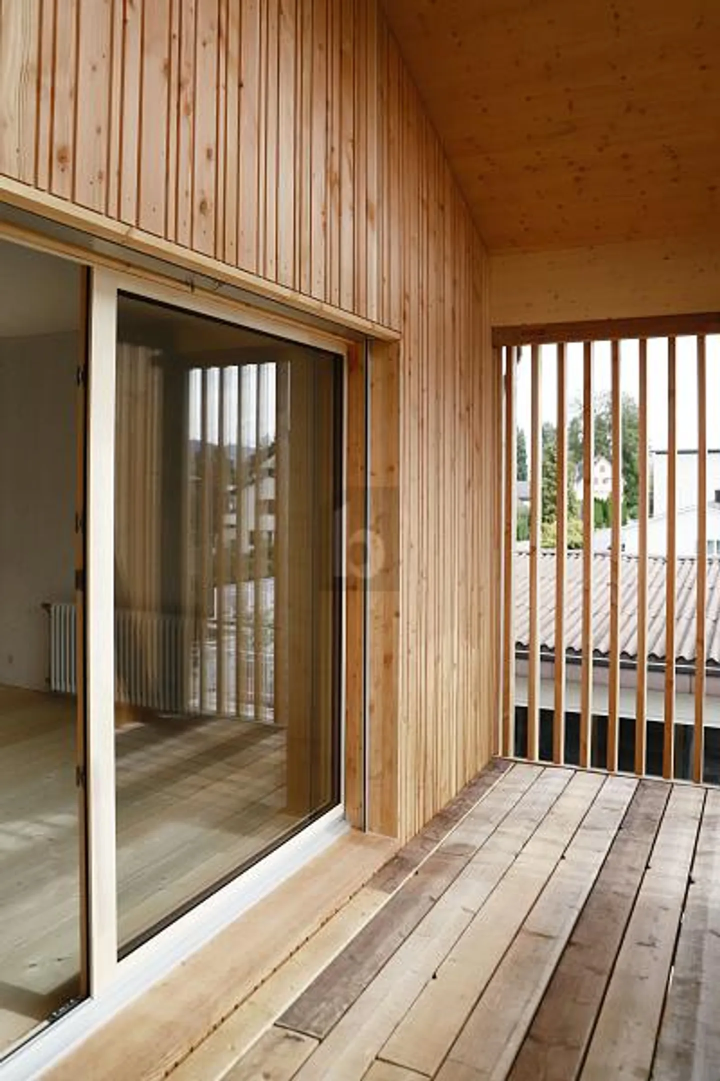 MODERNER WOHNTRAUM IN HOLZ - Foto 5 von 6