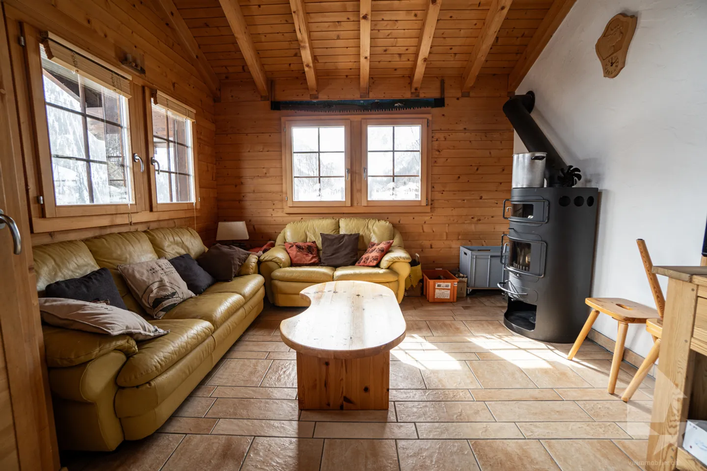 Attractive duplex under the eaves near the slopes with breathtaking views - Photo 3 of 33