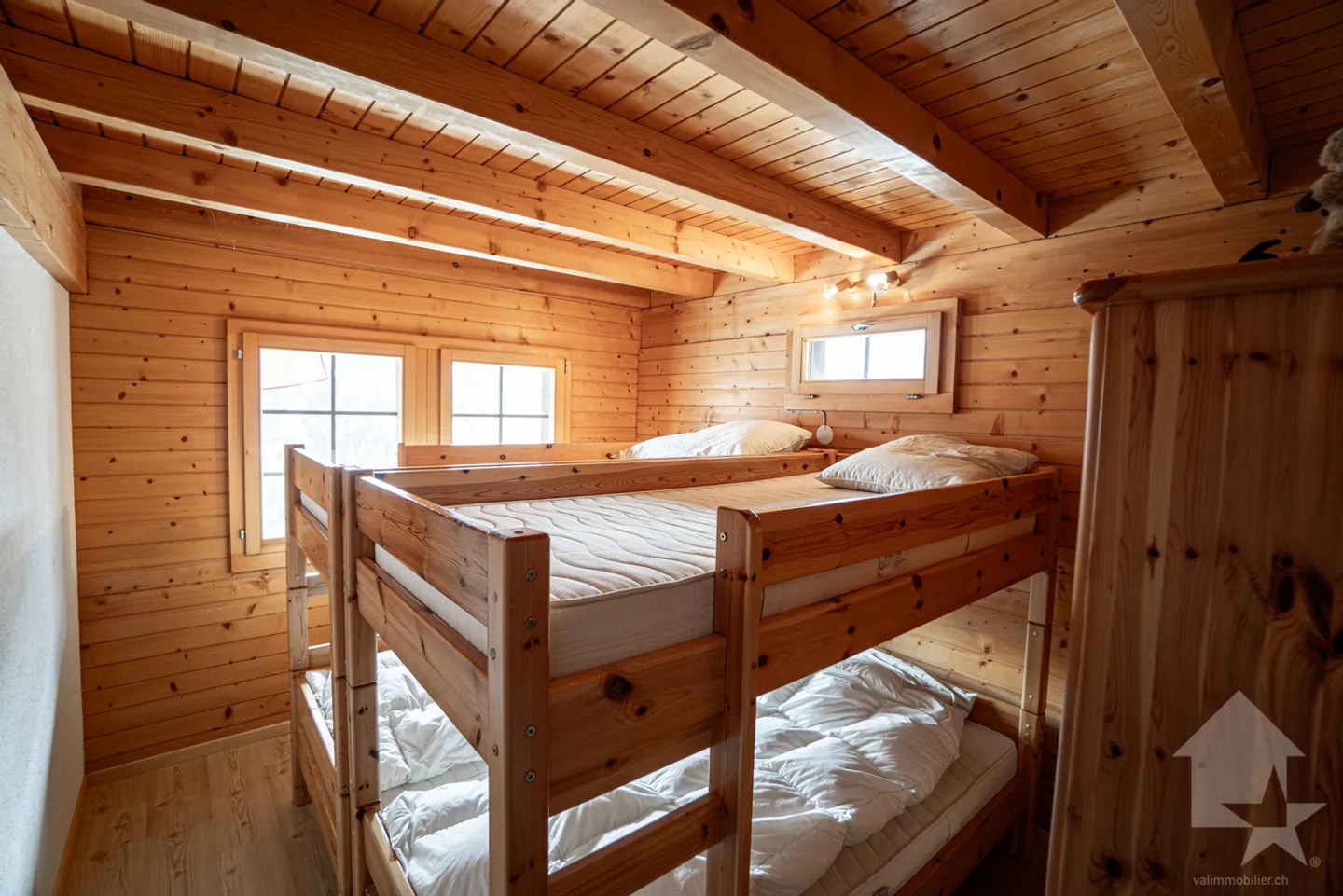 Attractive duplex under the eaves near the slopes with breathtaking views - Photo 19 of 33