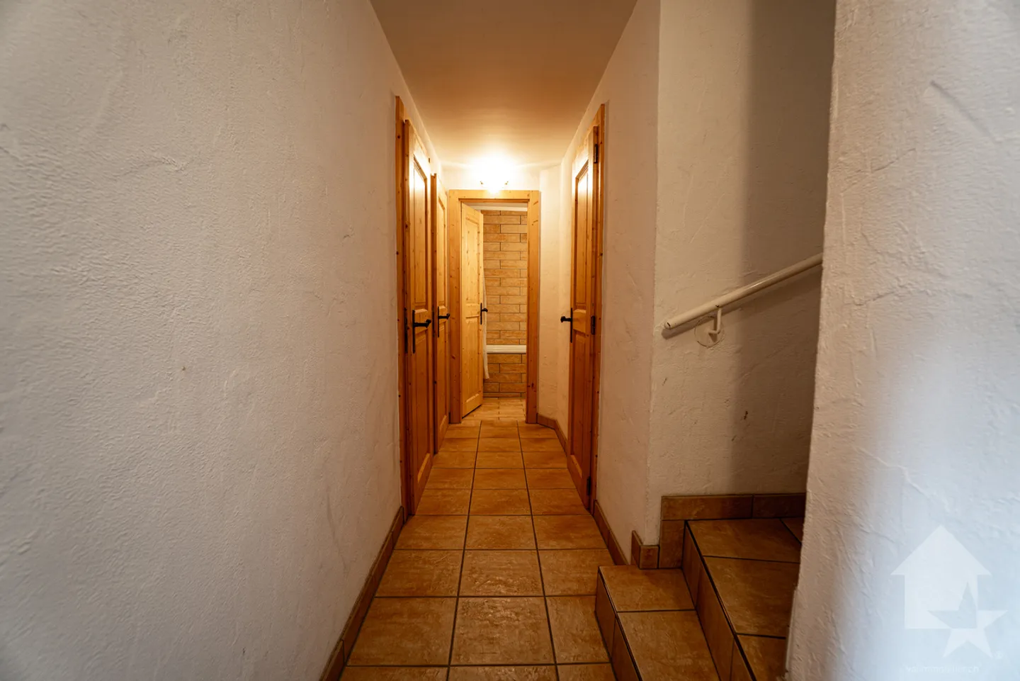 Attractive duplex under the eaves near the slopes with breathtaking views - Photo 14 of 33