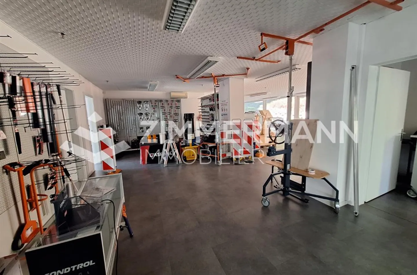 Locaux,308 - Photo 8 sur 12