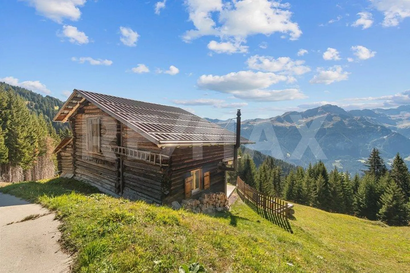 Alpine Cabin with Breathtaking View - Photo 3 of 13