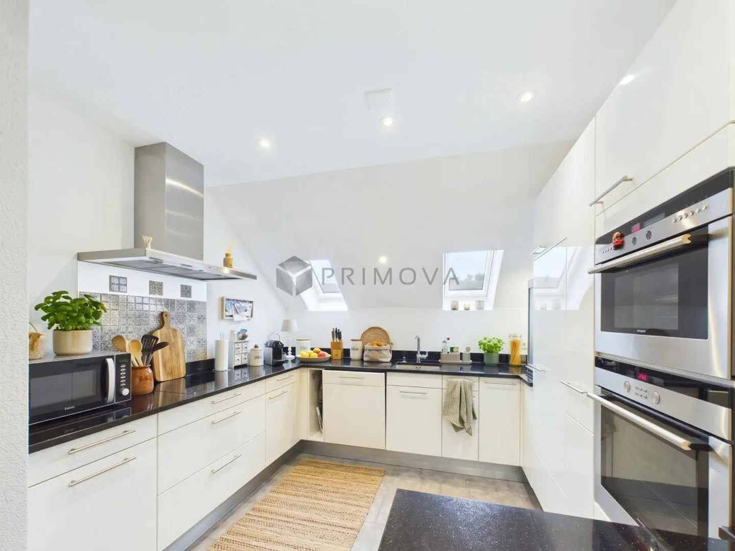 Questo accogliente e ben posizionato condominio potrebbe essere tuo domani! - Foto 3 di 15